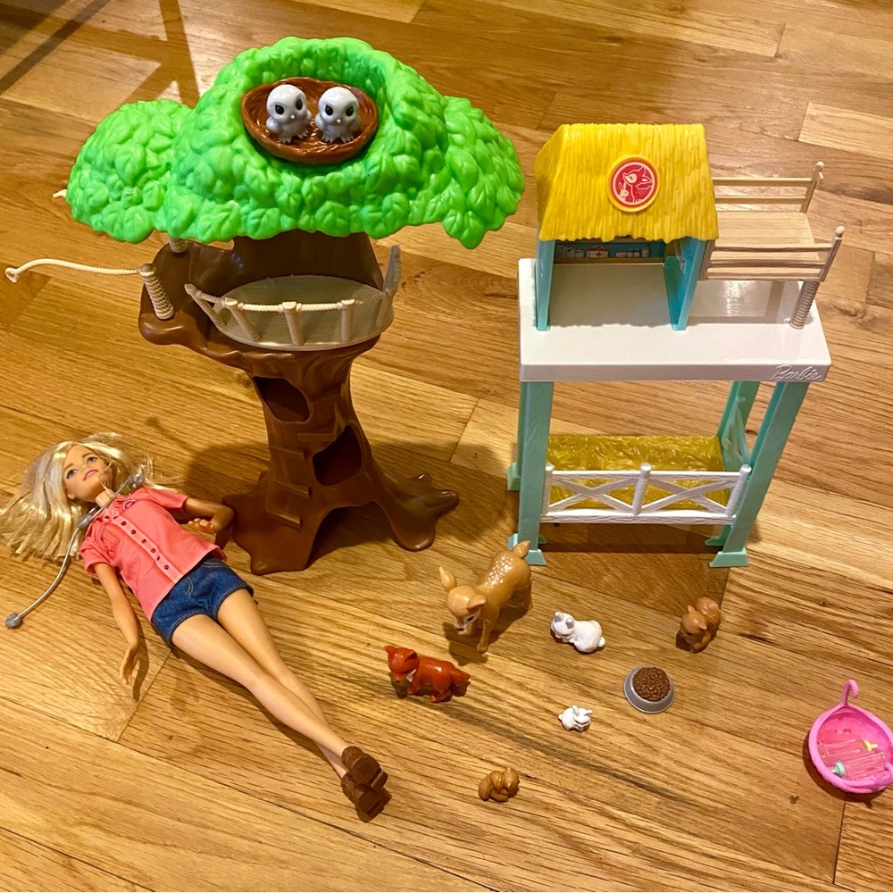 Veterinarian Barbie